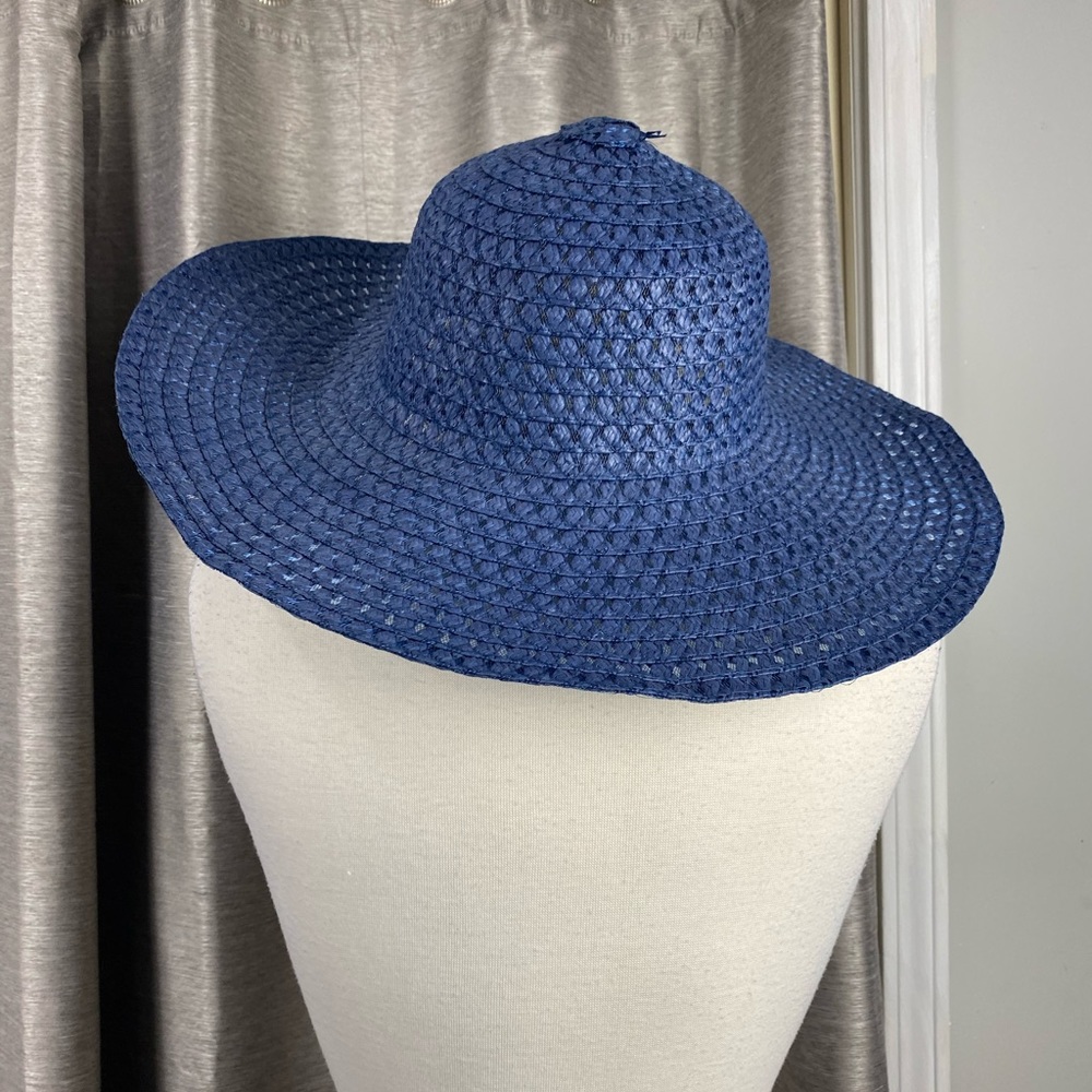 Straw hat